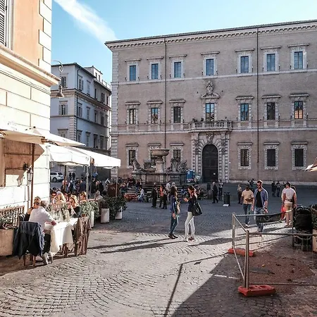 Ancient Trastevere Vespa Loft