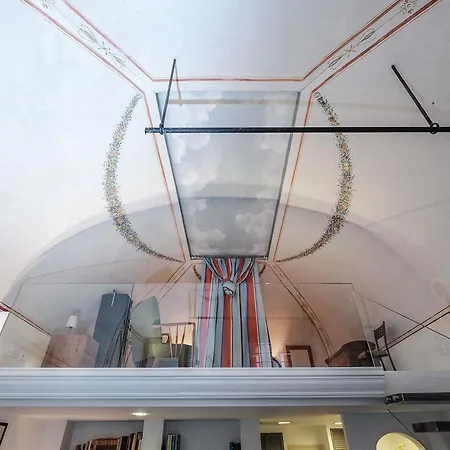 Ancient Trastevere Vespa Loft * Roma