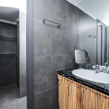 Ancient Trastevere Vespa Loft Apartment Rome